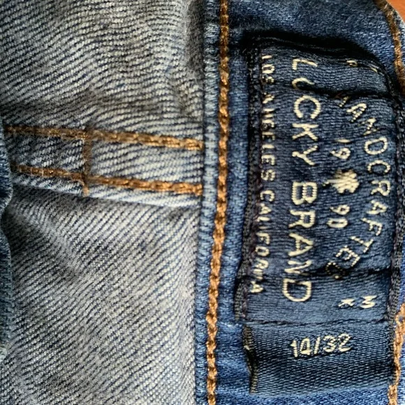 Lucky Brand Women's 14/32 Sienna Distressed Slim Boyfriend 5 Pocket Jeans - Picture 6 of 7